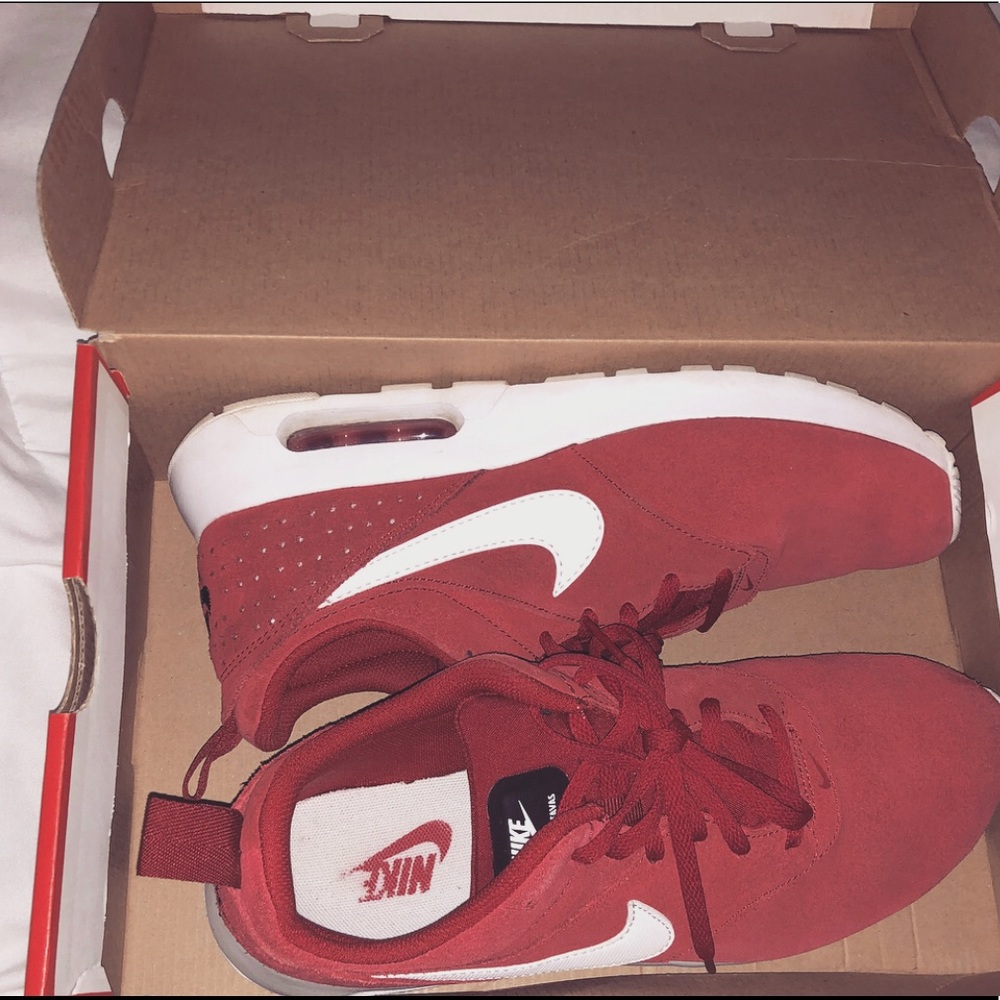 Unisex Nike Air Max Tavas LTR (Gym Red/White)
